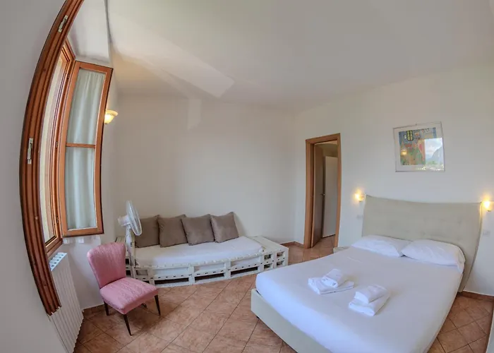 Giulia Apartment *